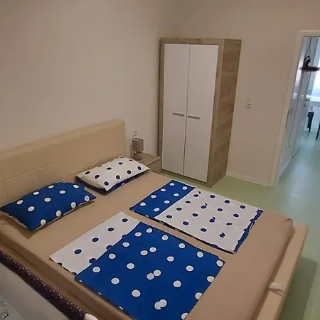 Merjem Apartment Vir